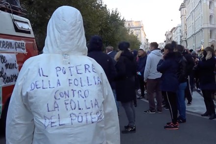 Corteo Trieste: manifestanti invitati a raggiungere piazza Unità