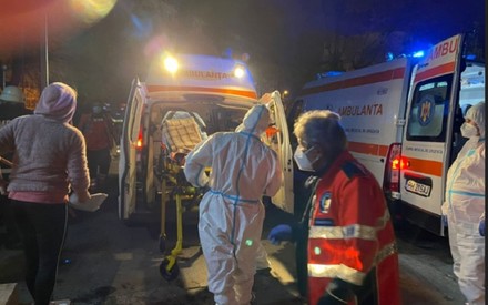 Incendio in ospedale in Romania: almeno due morti 