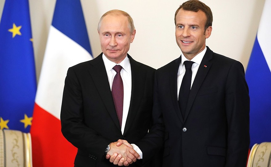 macron putin.jpeg