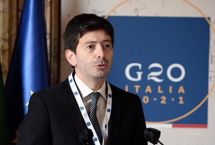 Speranza: ‘450mila prime dosi nel giro di due settimane’