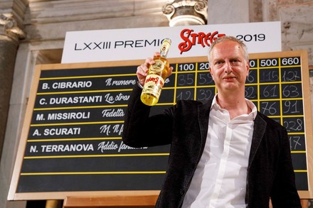 Il Premio Strega annuncia la sua dozzina