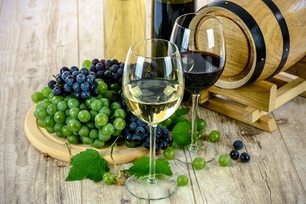 Tornano i vini lungo i percorsi delle abbazie