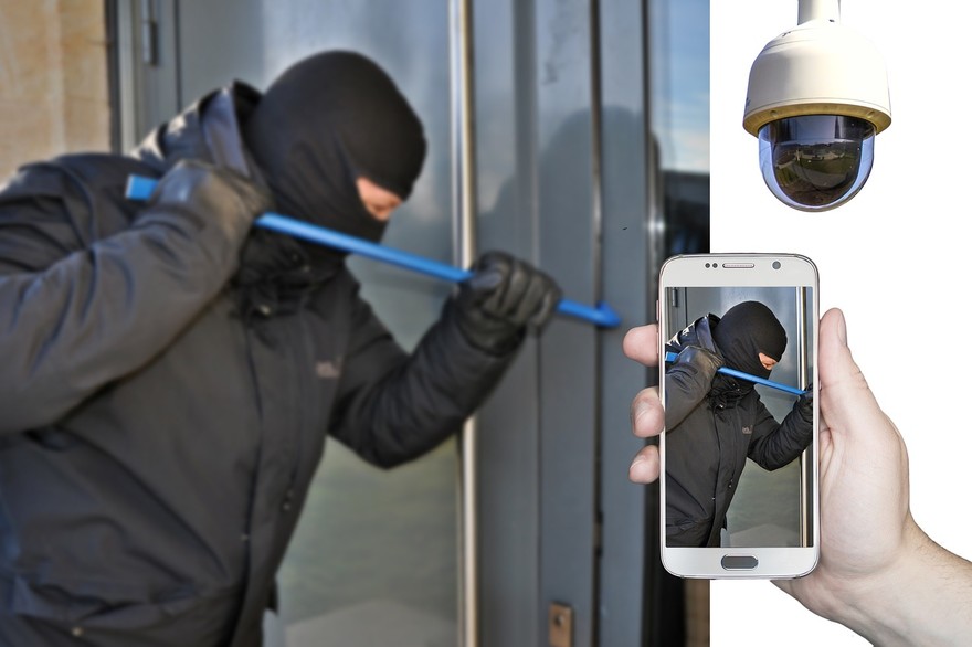 burglar-ga8a317262_1280.jpg