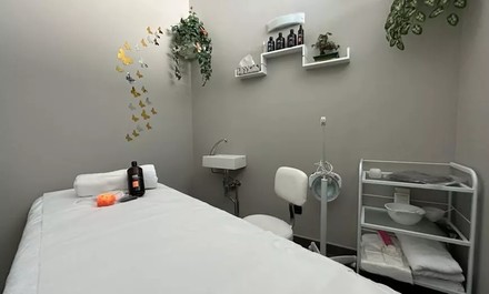 Centro massaggi a luci rosse sequestrato a Roma