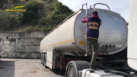 Fuel Family, scoperta truffa iva sul carburante 