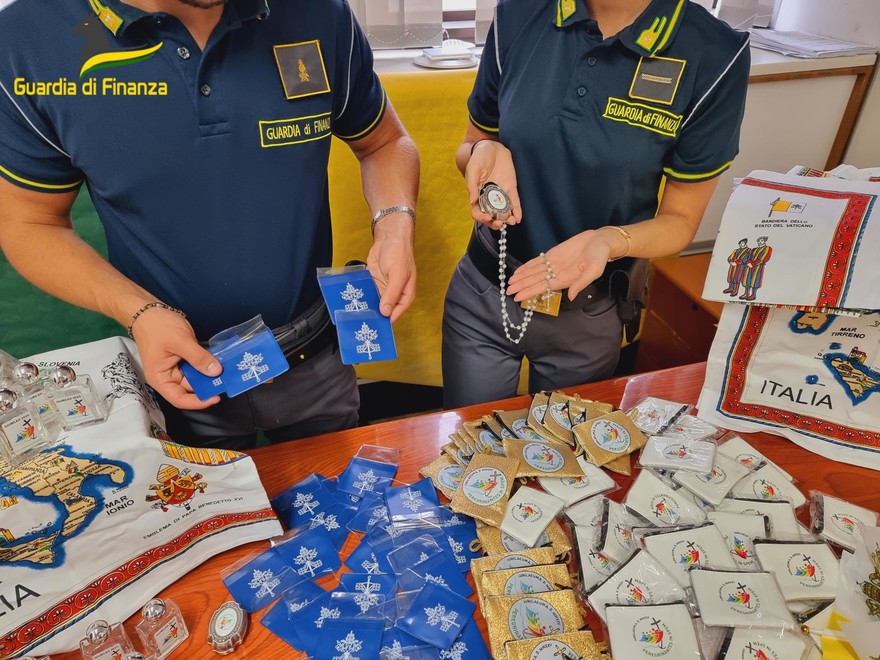 contraffazioni vaticano giubileo.jpg