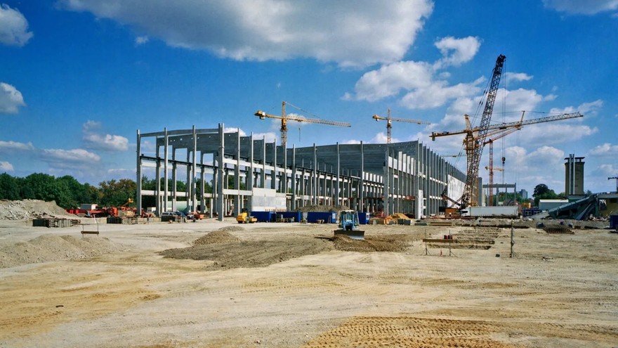 cantiere con gru.jpg