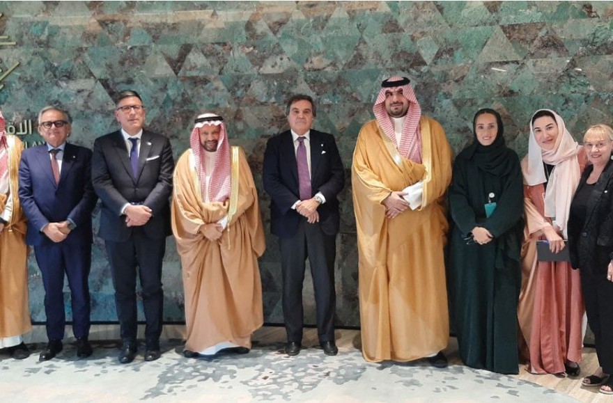 CNA in Arabia Saudita.jpg