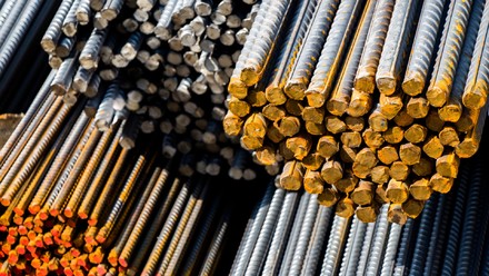 Caro materiali: pubblicati i decreti Mit per 1&deg; e 2&deg; trimestre