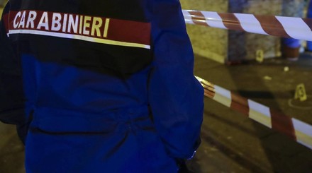 Napoli, sparatoria nella notte a Chiaia, ferito un 24enne