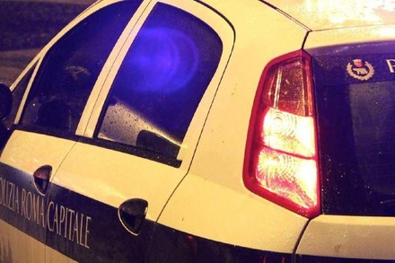 Roma, 57enne investito e ucciso è caccia al pirata della strada