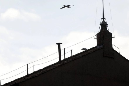 Conclave oggi al via, gli occhi del mondo puntati su Roma