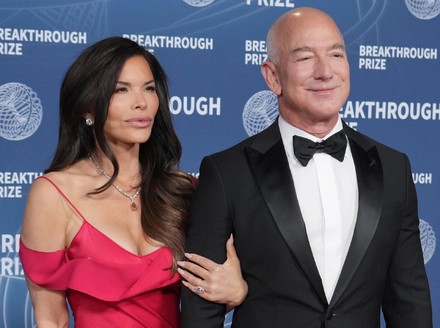 Venezia, al via 5 giorni di feste e lusso per il 'sì' di Bezos