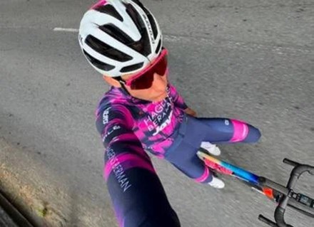 Morto il ciclista caduto al Giro della Valle d'Aosta