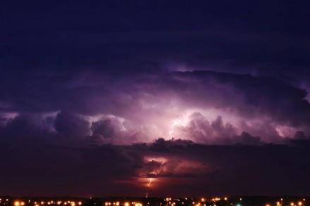 L'autunno si presenta, ecco la tempesta equinoziale